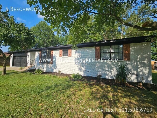 Building Photo - 5 Beechwood Street | $1495 | 3 beds, 2 ful...