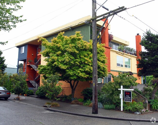 Building Photo - 717 NW 70th St