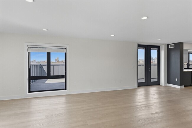 Foto del edificio - 85 Willow Ct