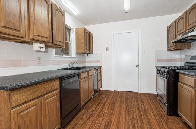 Foto del edificio - 13809 Janwood Ln