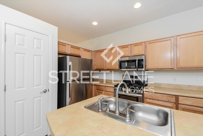 Building Photo - 13804 W Caribbean Ln
