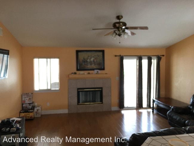Building Photo - 3 br, 2 bath House - 4204 Oldcastle Ave