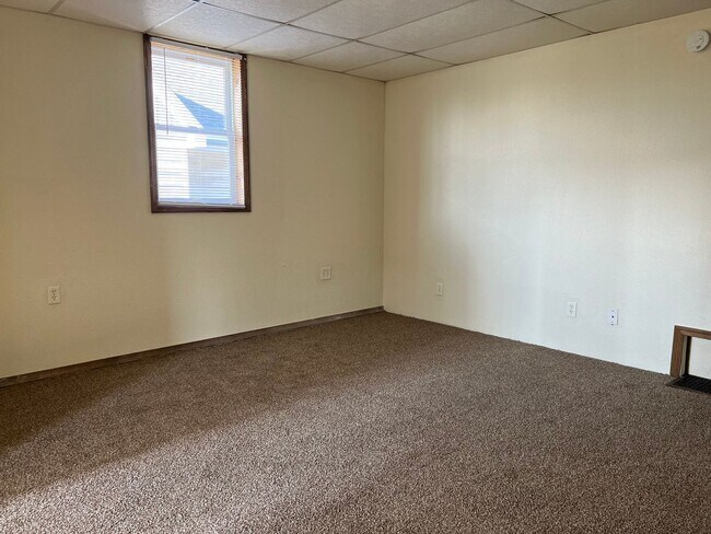 Building Photo - 3 br, 1 bath House - 1416 8th Ave