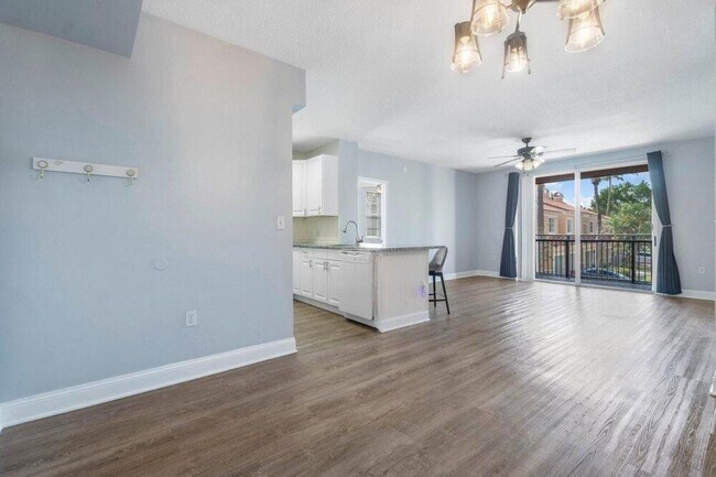 Foto del edificio - 11780 St Andrews Place