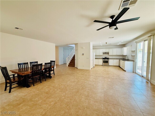 Building Photo - 9725 Kampsville Ave