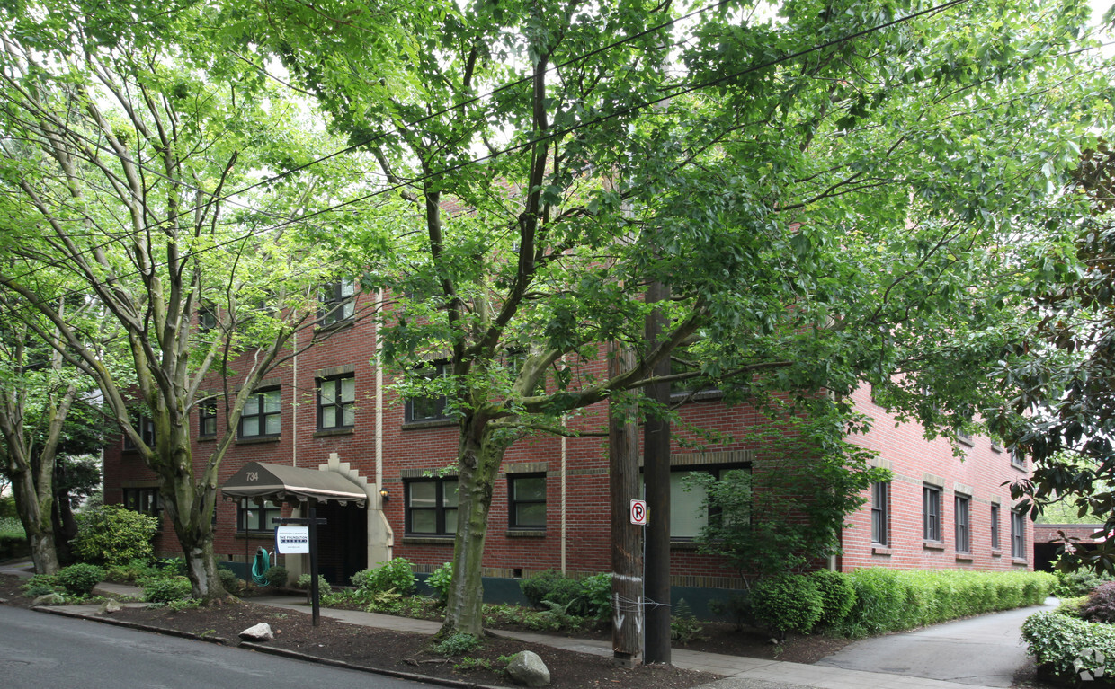 Primary Photo - Broadway Crest Apartments
