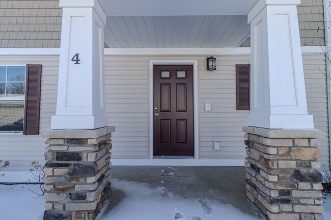 Foto del edificio - Premiere Place and Premiere Living!