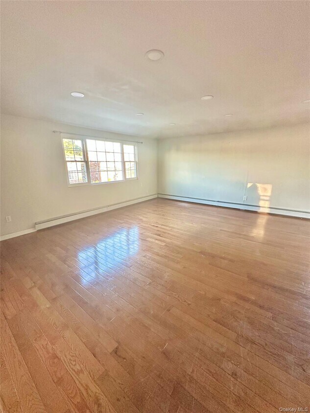 Foto principal - 235-18 147th Rd