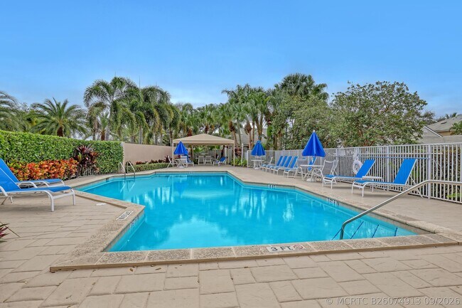 Building Photo - 24 Admirals Ct
