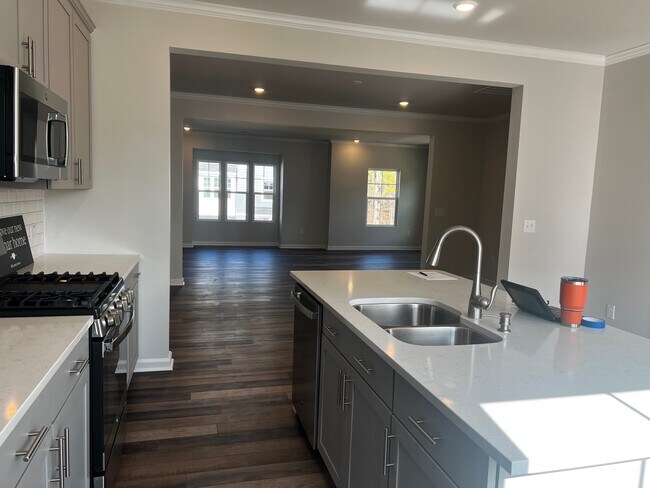 Building Photo - 1128 Crossvine Trl