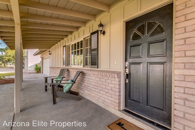 Building Photo - 5209 N Woodmere Fairway