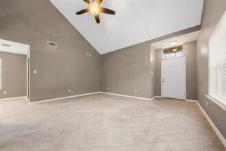Building Photo - 6803 Highwind Bend Ln