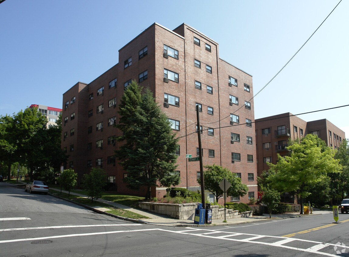 North Lake Apartaments - North Lake Apartments
