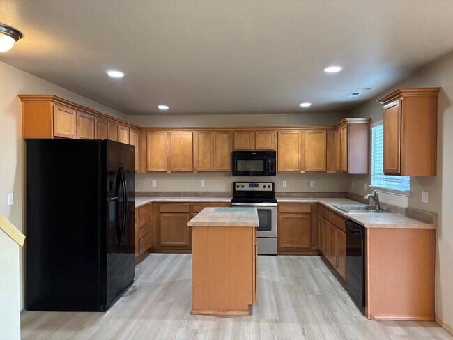 Foto del edificio - 9903 197th Ave E