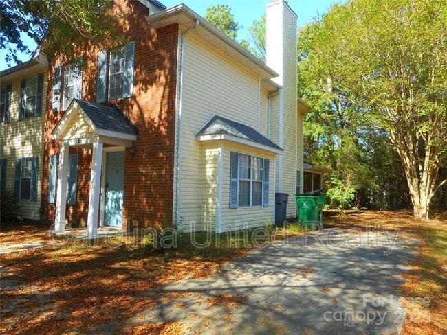 Foto del edificio - 6622B Bevington Ridge Rd