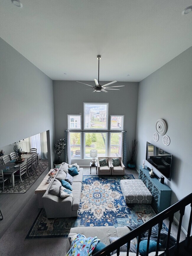 Foto del edificio - 1504 Englewood Ct