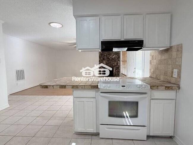 Foto del edificio - Make ready completed and now on the market