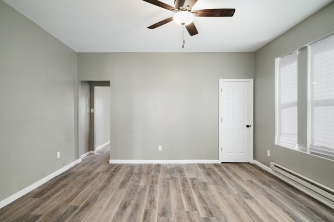 Foto del edificio - 4201 Viola St