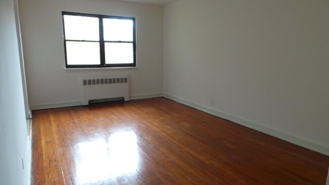 Foto del edificio - 5019 Gainor Rd