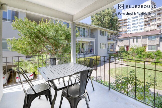 Foto del edificio - 837 Cowper St