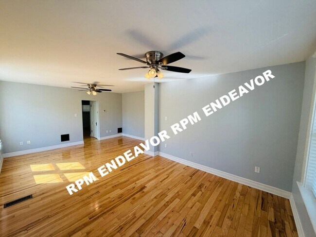 Foto del edificio - 2300 Allen Ave