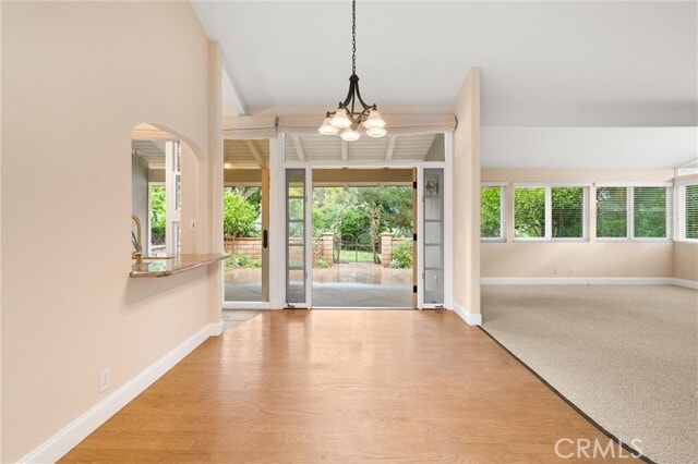 Building Photo - 554 Glorieta