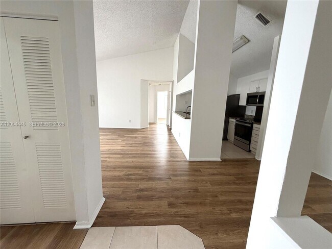 Foto del edificio - 15771 SW 104th Terrace