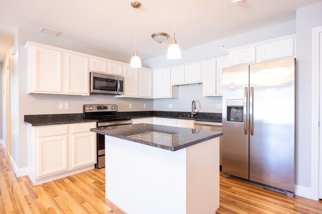 Foto del edificio - 13 Gray Coach Ln