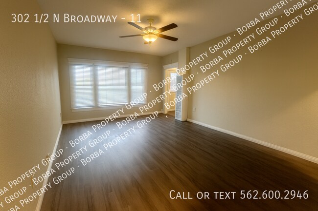 Foto del edificio - 302 1/2 N Broadway-11