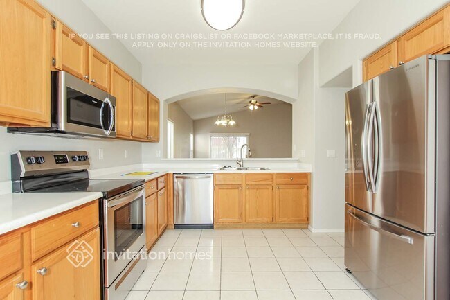 Foto del edificio - 17609 N 14th St