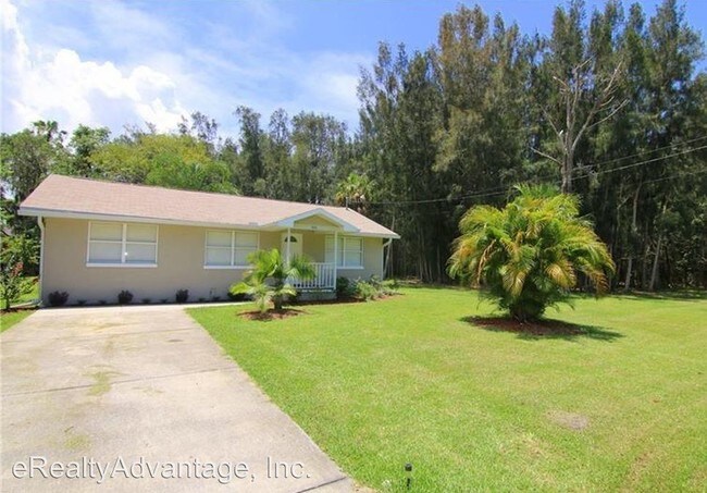 Building Photo - 2 br, 1 bath House - 5118 MALLETT DR