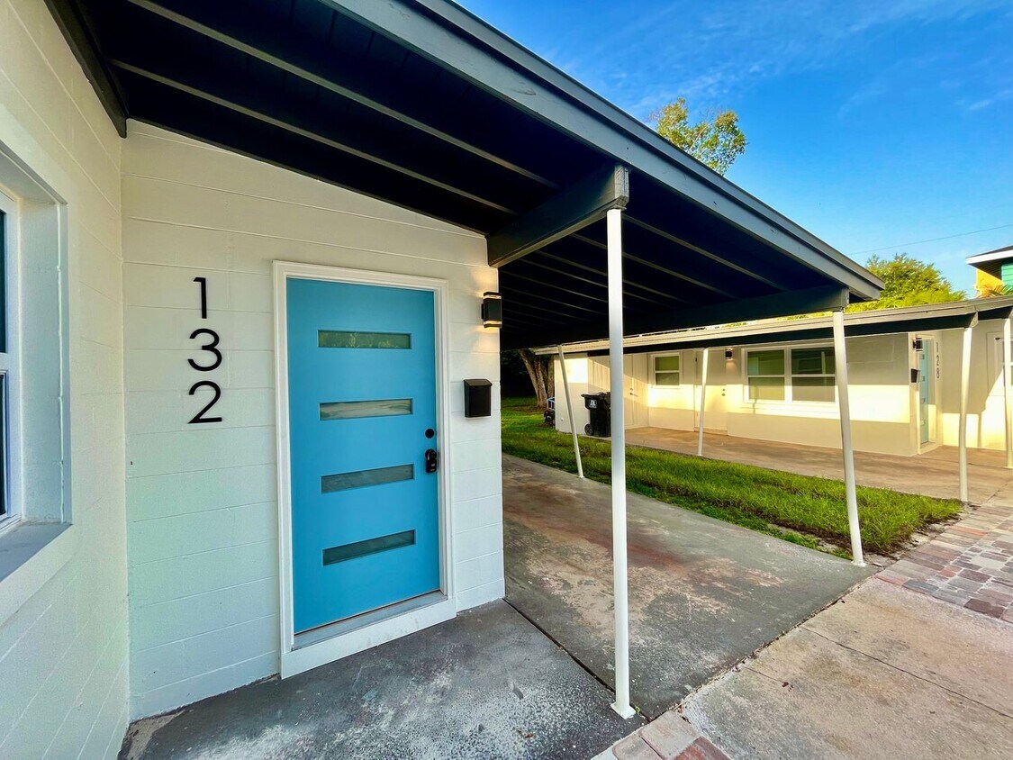 126-132 E Harding Street - 126-132 E Harding Street
