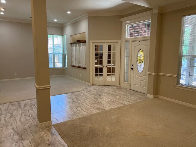 Foto del edificio - 110 S Mill Trace Dr