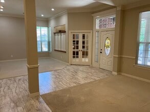 Building Photo - 110 S Mill Trace Dr