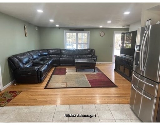 Building Photo - 9 Carroll Manor Rd