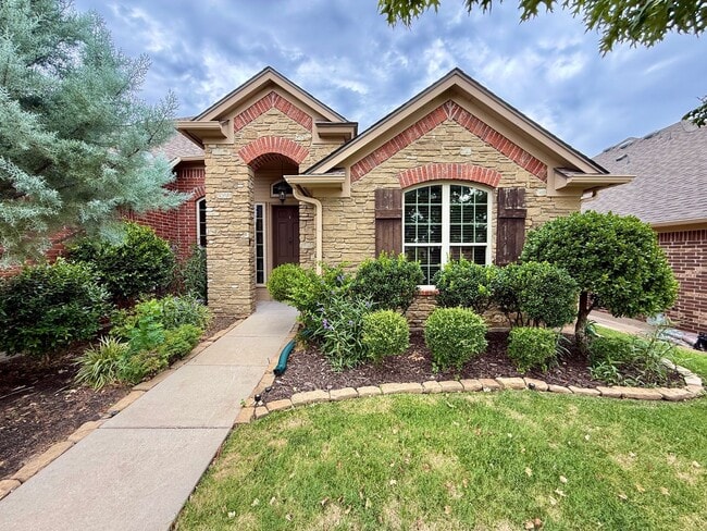 Building Photo - 4321 Carrington Ct