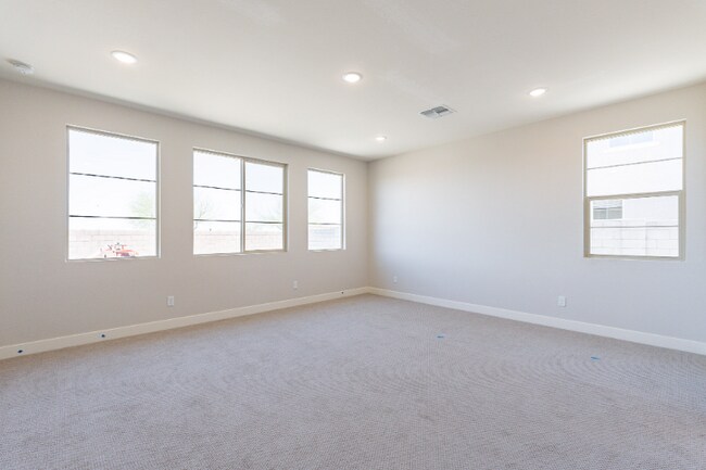 Building Photo - 9630 E Rainbow Ave