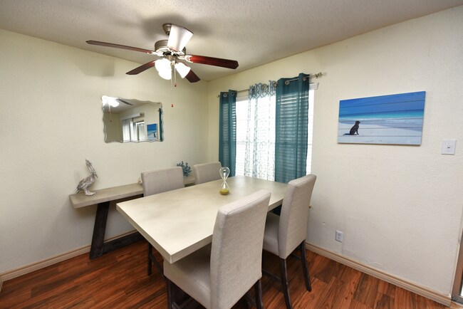 Foto del edificio - Land's End Apartments