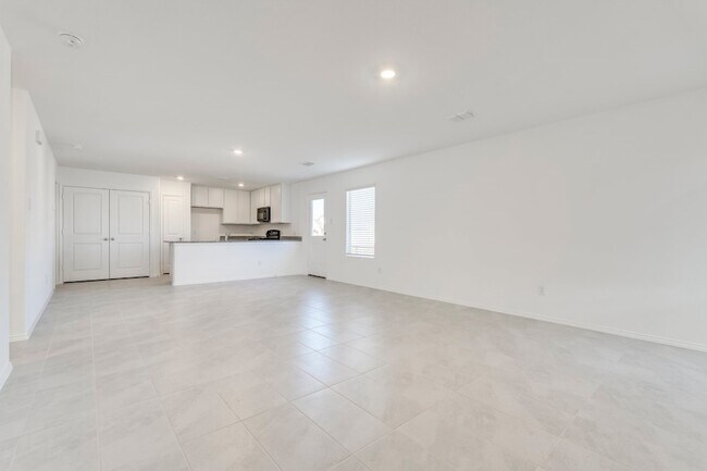 Foto del edificio - 8721 Whistling Duck Dr