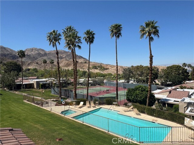 Foto del edificio - 72400 Ridgecrest Ln