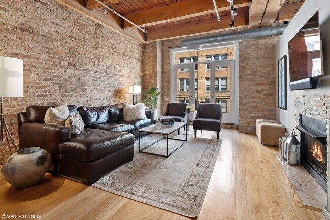 Foto del edificio - 375 W Erie St