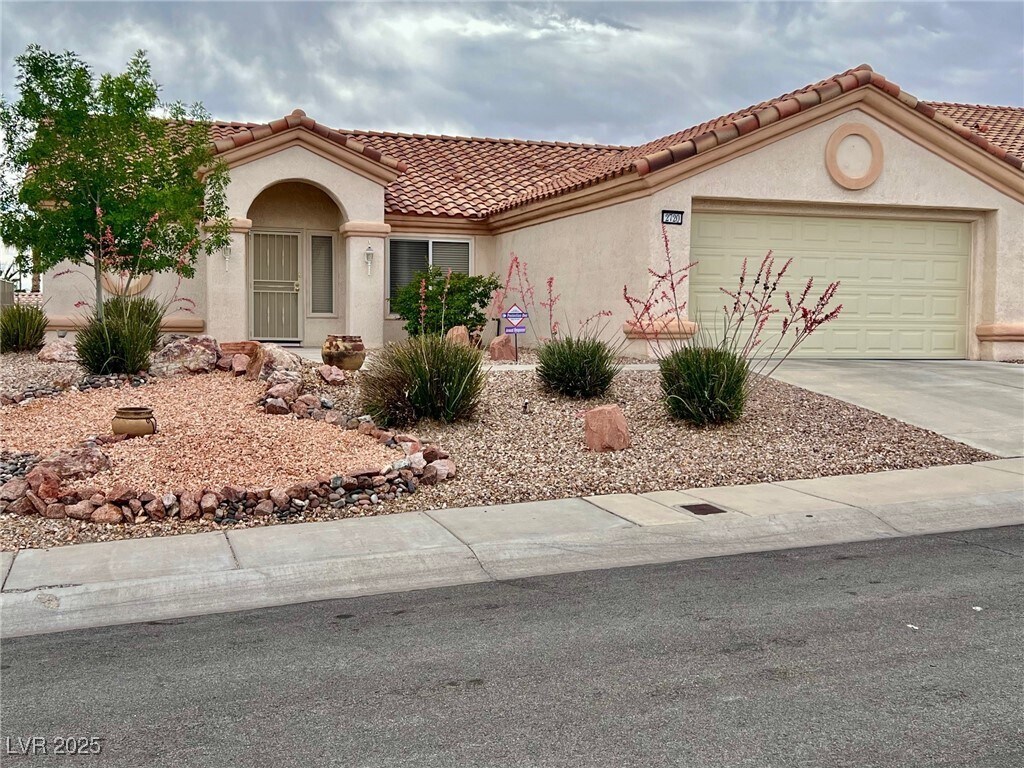 Foto principal - 2720 Hope Forest Dr