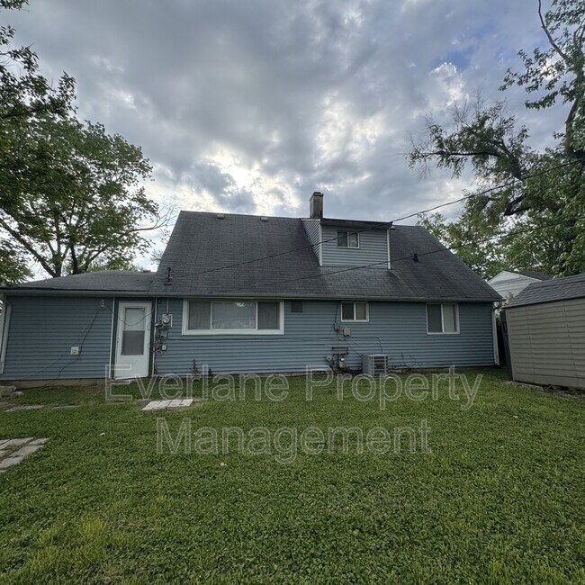 Foto del edificio - 4030 N Catherwood Ave
