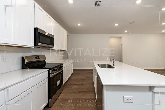 Building Photo - Brand New Construction 4 Bed 3 Bath Home in Foley!!