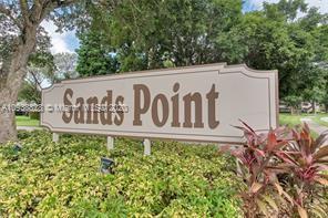 Foto del edificio - 8311 Sands Point Blvd