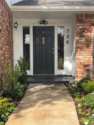 Building Photo - 726 Greenhill Ln