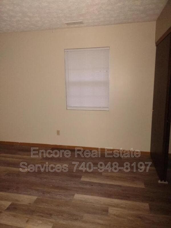 Building Photo - 1236 Green Valley Dr