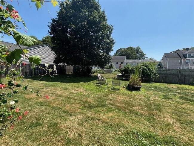 Foto del edificio - 712 Hope St