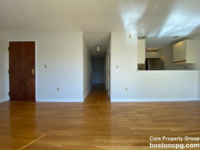 Building Photo - 12 Greenough Ln