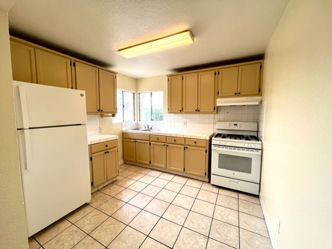 Foto del edificio - 517 W. 92nd St.,